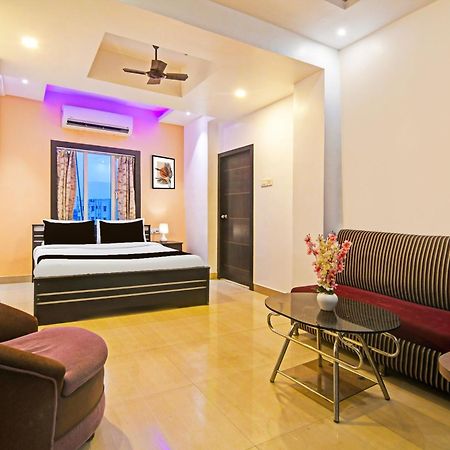 Super Hotel O Baguiati Nager Bazaar Екстериор снимка