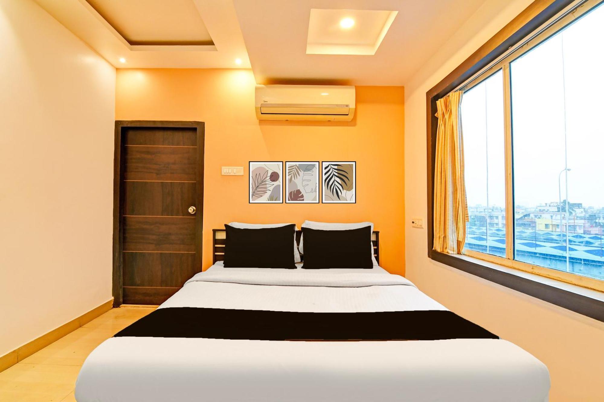 Super Hotel O Baguiati Nager Bazaar Екстериор снимка