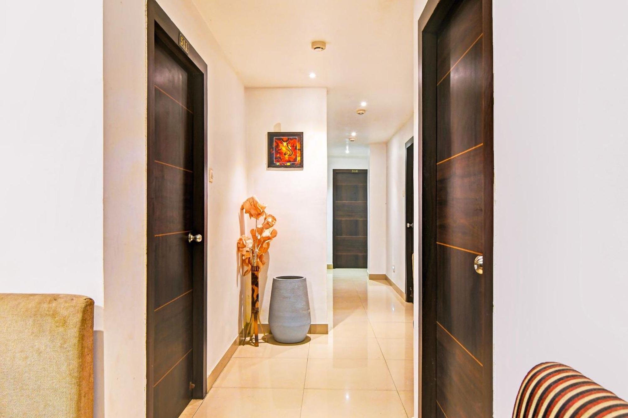 Super Hotel O Baguiati Nager Bazaar Екстериор снимка