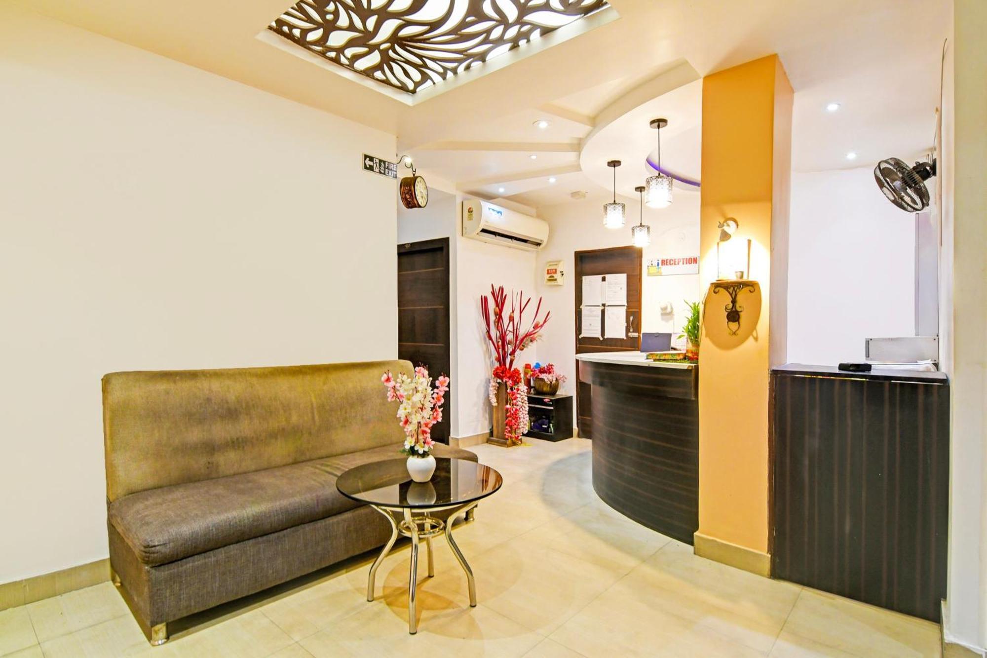 Super Hotel O Baguiati Nager Bazaar Екстериор снимка