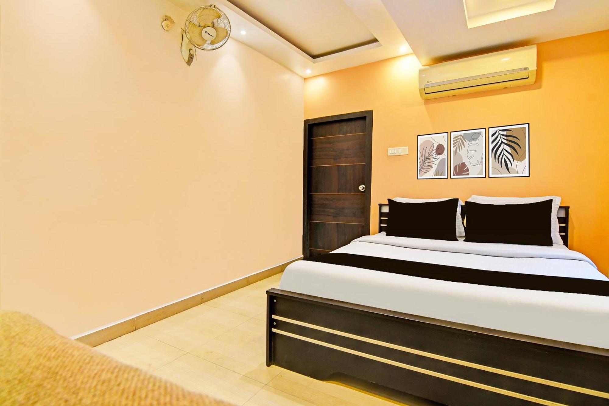 Super Hotel O Baguiati Nager Bazaar Екстериор снимка